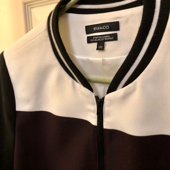 NWOT RW&CO Jacket - Picture 2 of 3